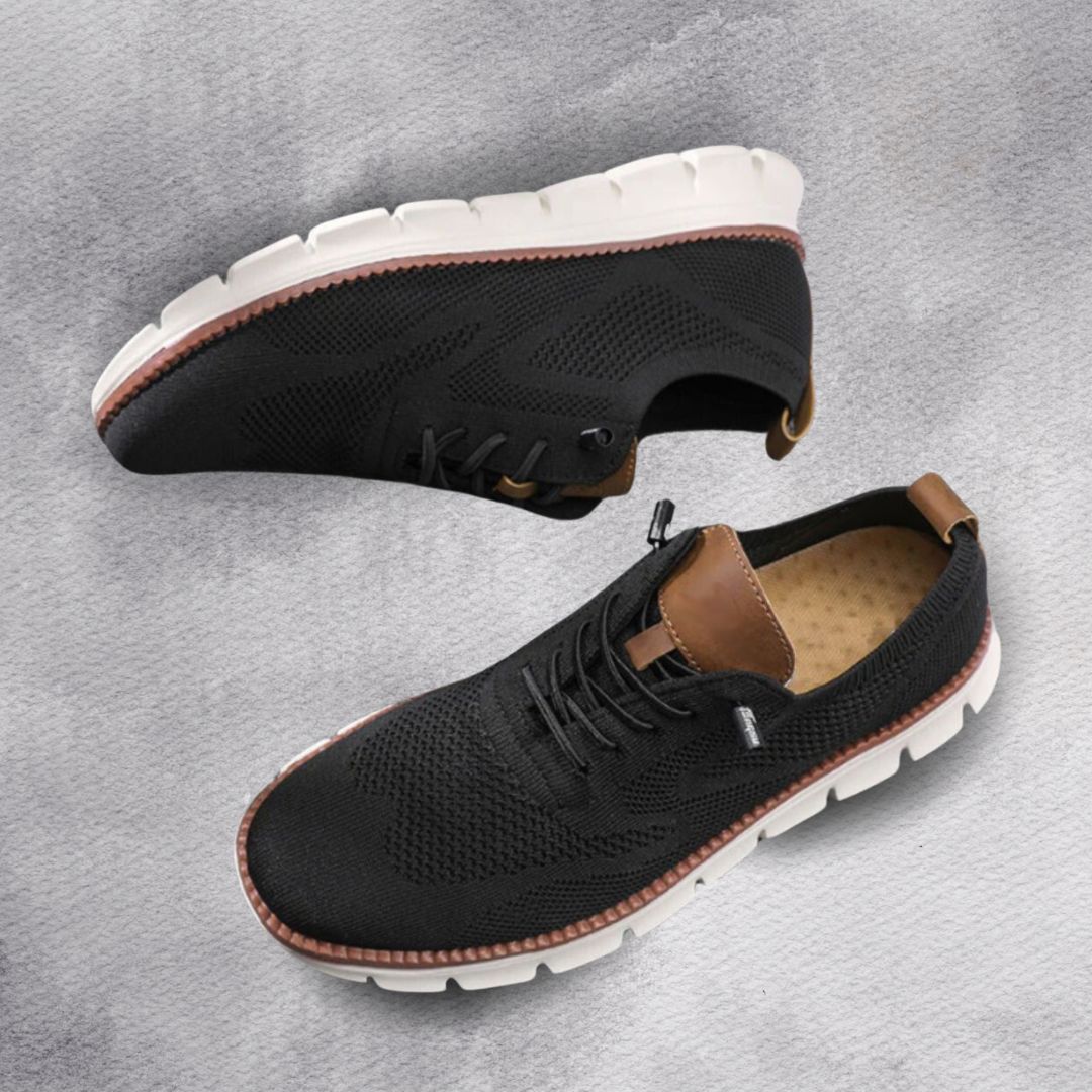 Teksturowane niskie sneakersy z panelami i sznurowaniem