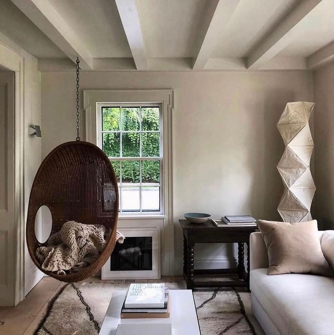 Lampa podłogowa na trójnogu z abażurem z papieru ryżowego