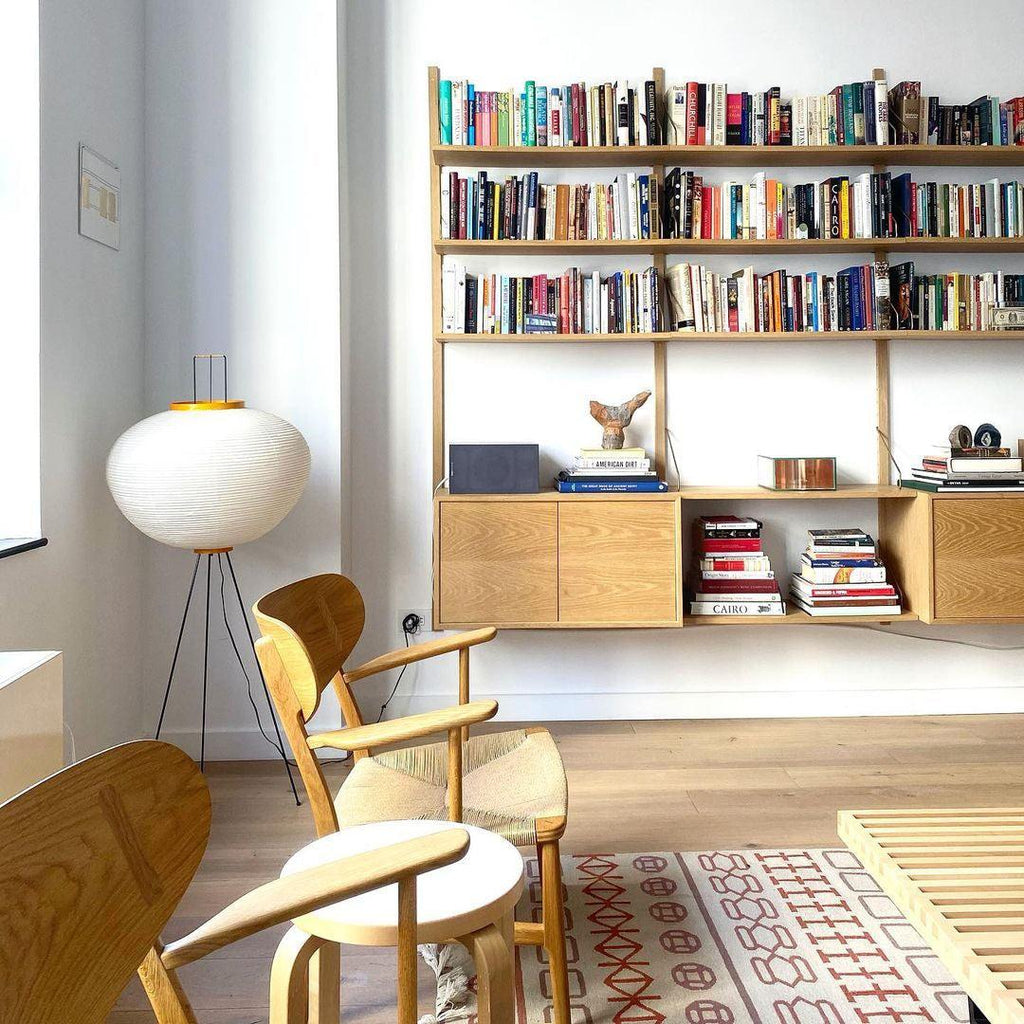 Lampa podłogowa na trójnogu z abażurem z papieru ryżowego