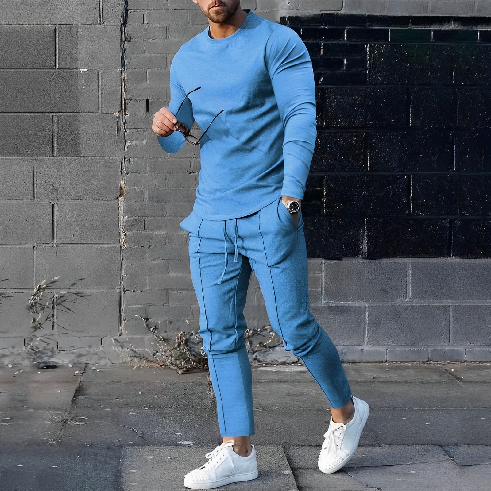 Zestaw dresowy w stylu slim fit