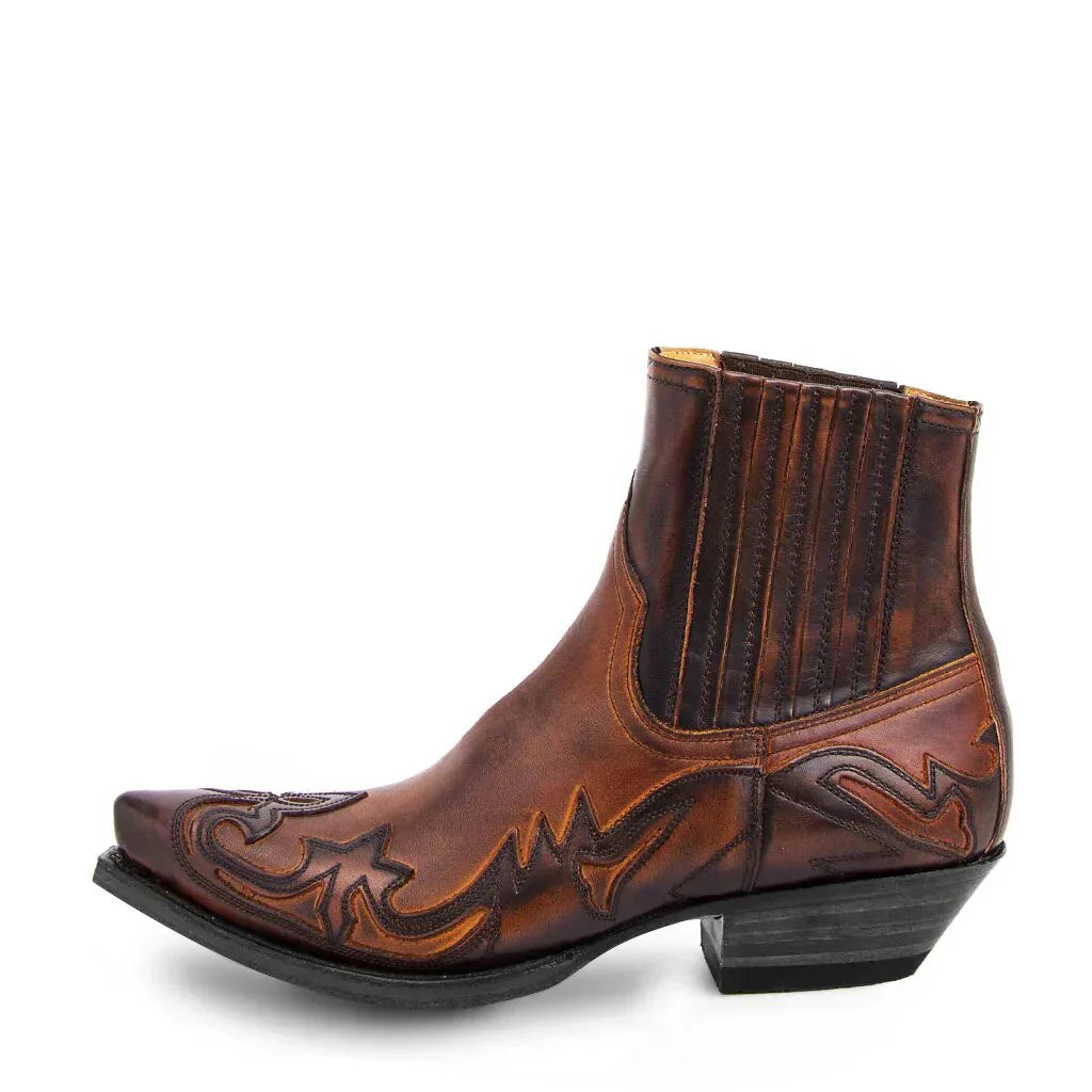 Botki Cowboy z Wyciętym Noskiem i Haftem