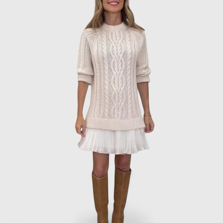 Sweter Damski z Warkoczowym Wzorem i Plisowanym Dołem Mini