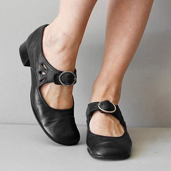 Buty damskie z klamrą
