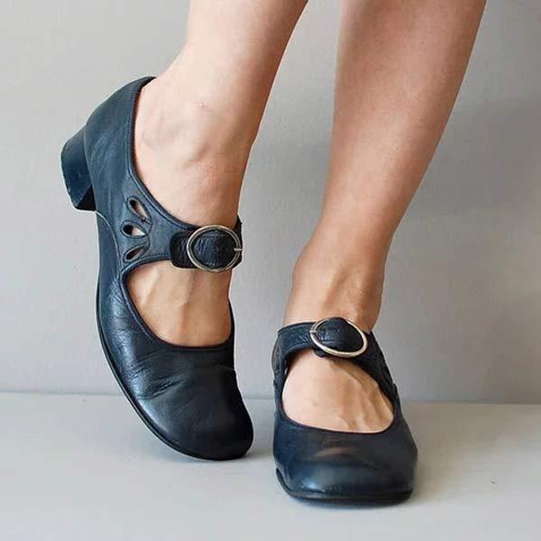 Buty damskie z klamrą