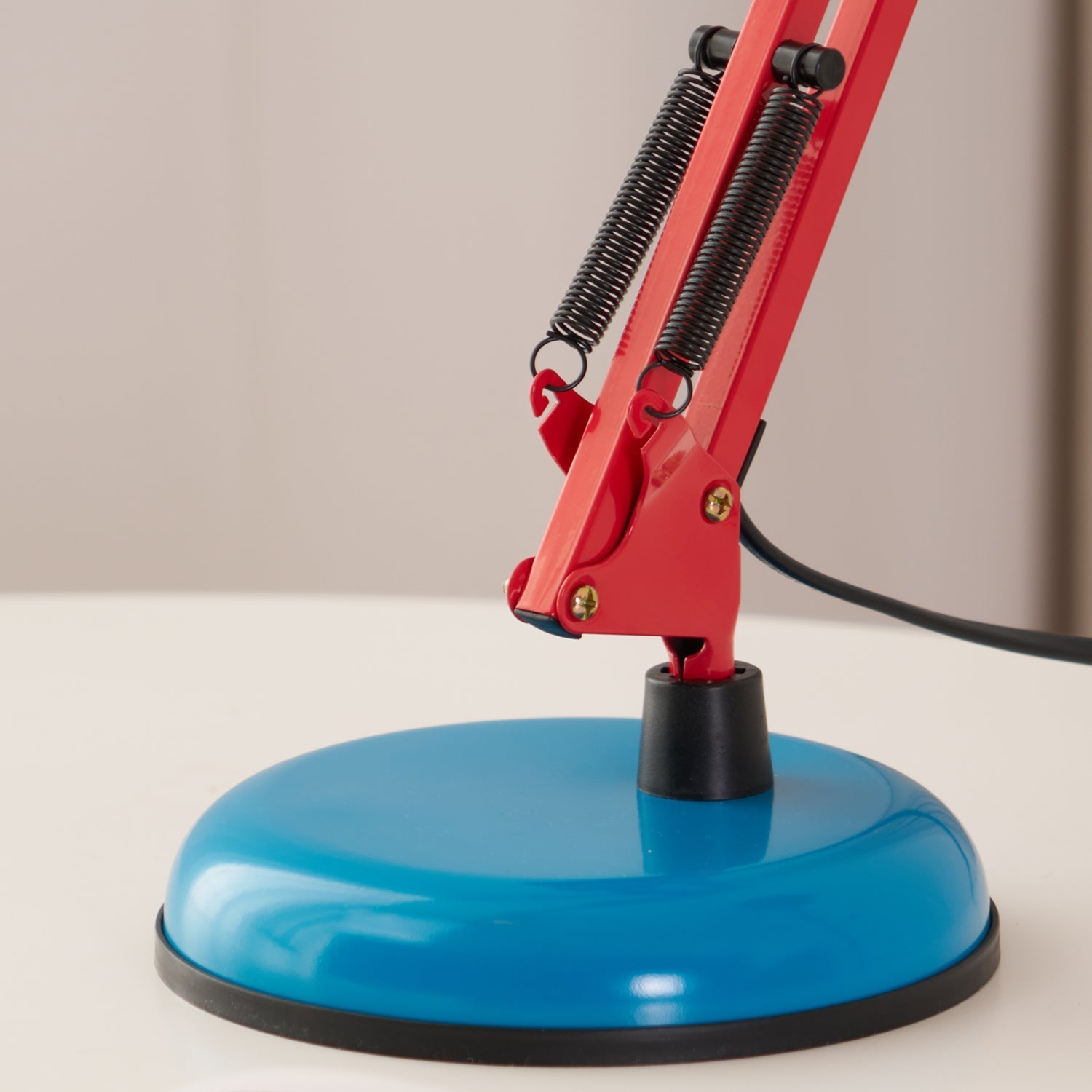 Wolnostojąca Elastyczna Lampa Stołowa