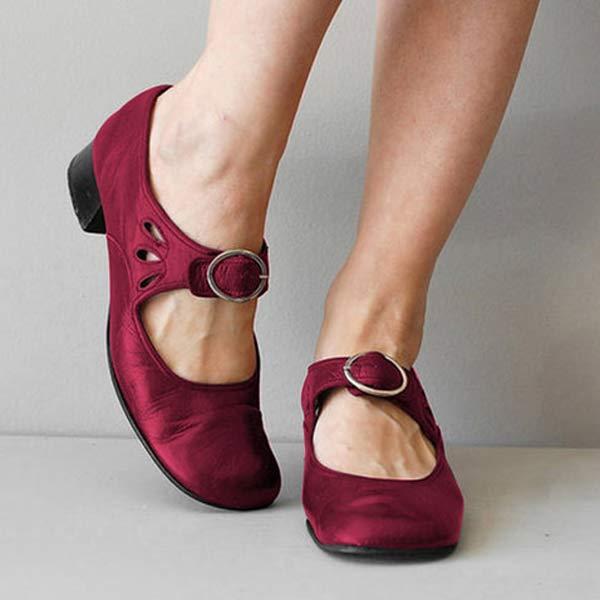 Buty damskie z klamrą