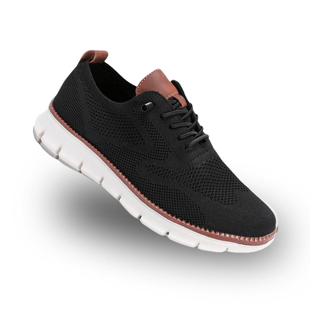 Teksturowane niskie sneakersy z panelami i sznurowaniem