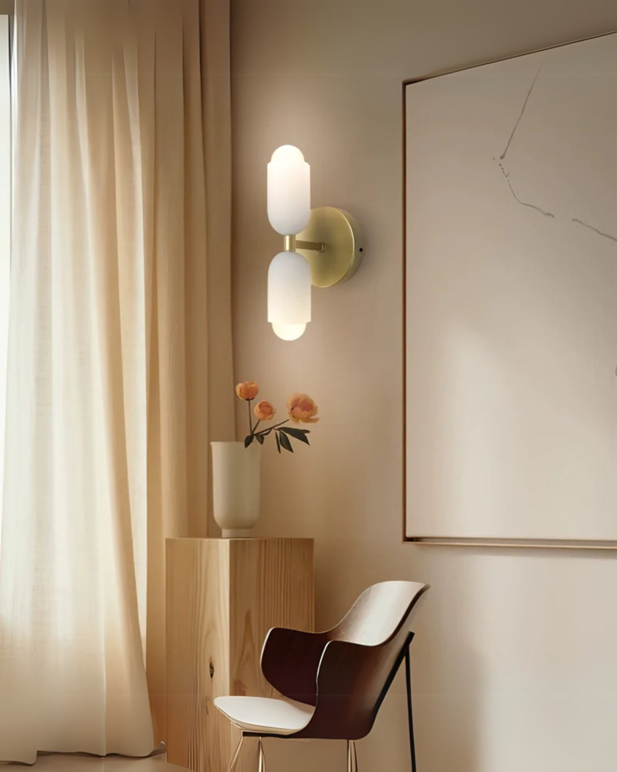Pionowa Symetryczna Lampa Ścienna w Kształcie Pigułki