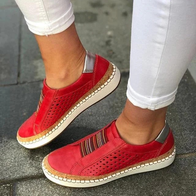 Buty z Płaską Podeszwą z Detalami Szycia na Panelu w Paski