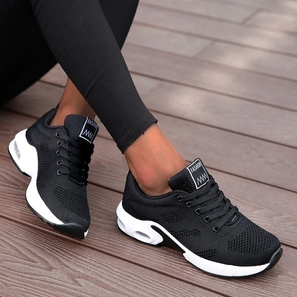 Szyte buty wsuwane